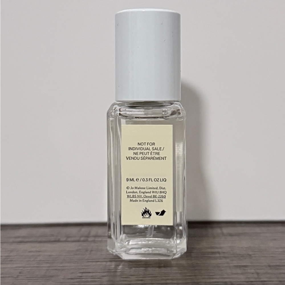 Jo Malone Raspberry Ripple Mini Cologne Bottle 9 ml - Picture 2 of 2